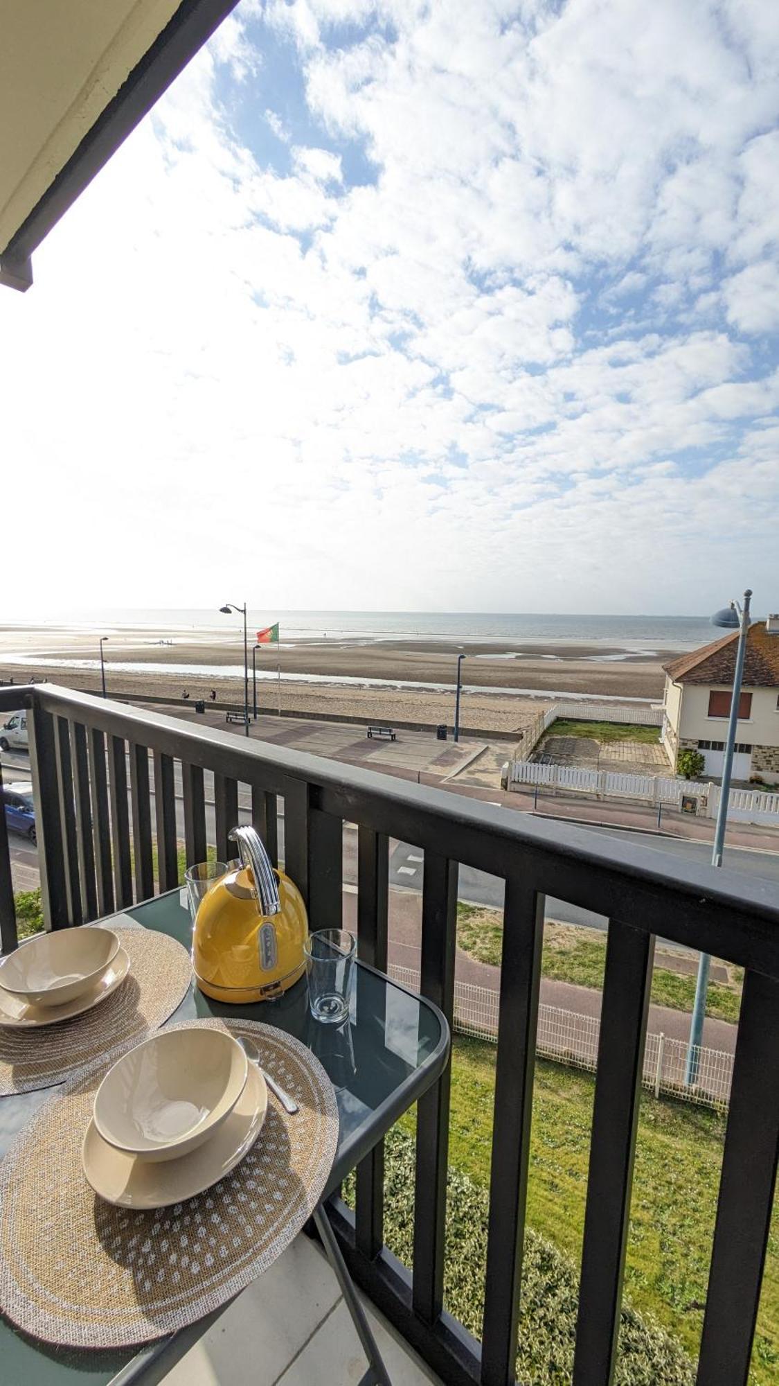 Cote Et Mer Superbe Appartement Front De Mer Wifi & Parking Villers-sur-Mer Bagian luar foto